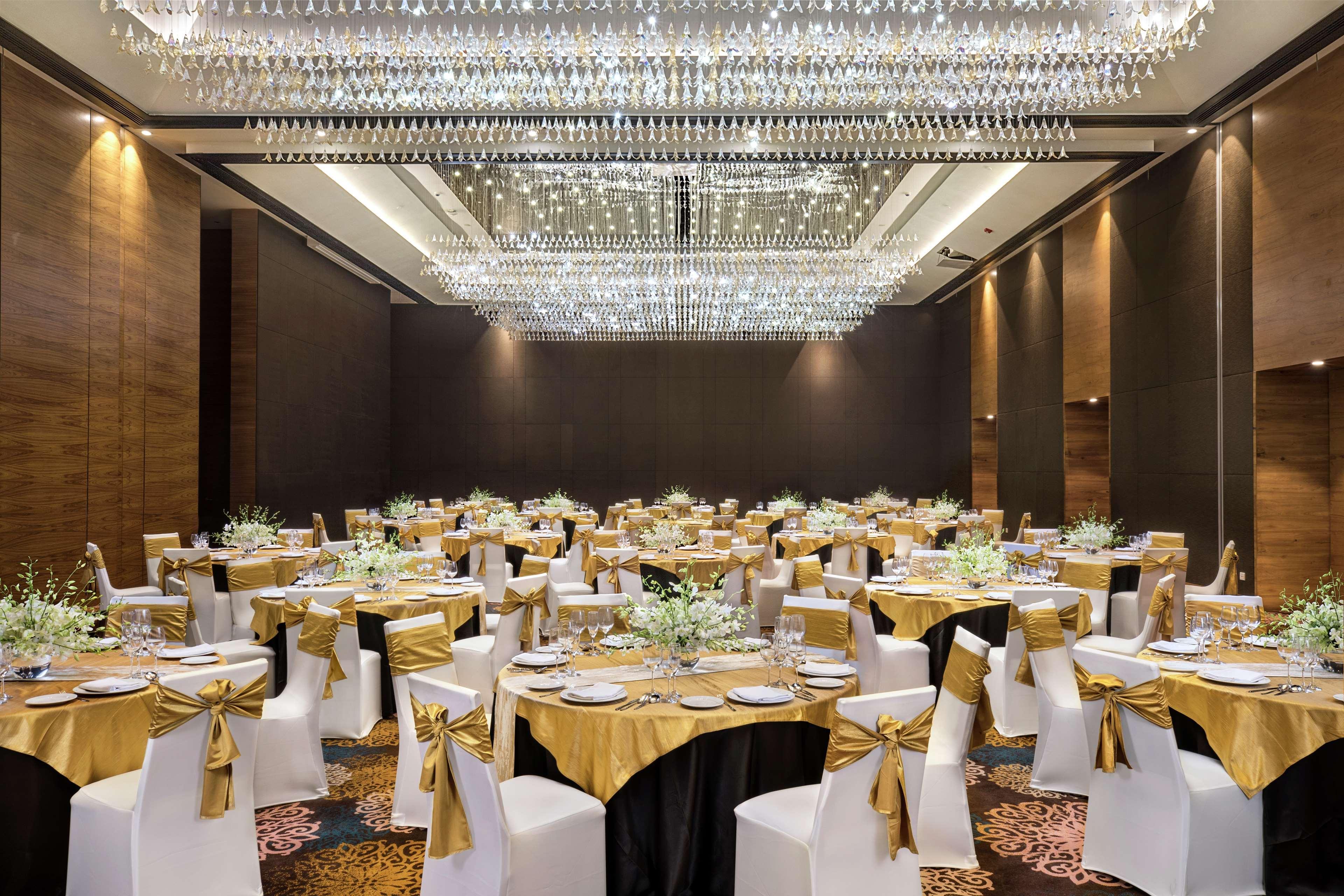 Doubletree By Hilton Goa - Panaji Hotel Exterior foto