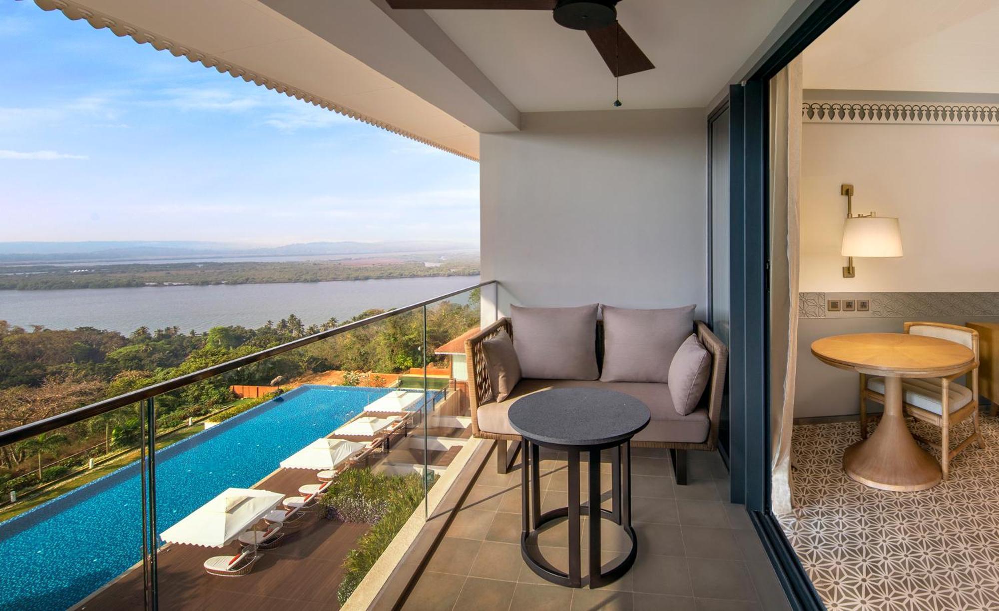 Doubletree By Hilton Goa - Panaji Hotel Exterior foto